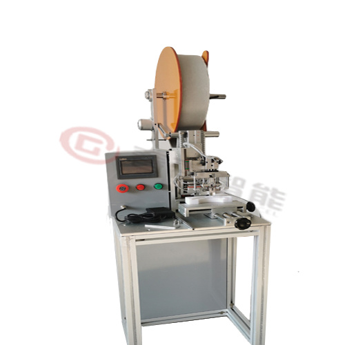 KN94 မျက်နှာဖုံးအတွက် semi-automatic sponge strip sticking machine